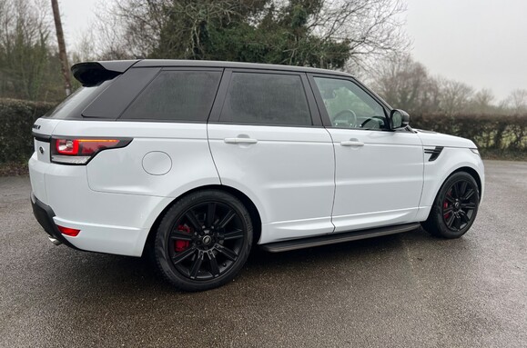 Land Rover Range Rover Sport 3.0 SDV6 HSE DYNAMIC AUTO 8