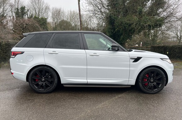 Land Rover Range Rover Sport 3.0 SDV6 HSE DYNAMIC AUTO 9