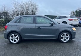 Audi A1 SPORTBACK 1.4 TFSI SPORT NAV 5