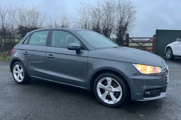 Audi A1 SPORTBACK 1.4 TFSI SPORT NAV 6