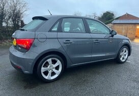 Audi A1 SPORTBACK 1.4 TFSI SPORT NAV 7