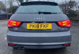 Audi A1 SPORTBACK 1.4 TFSI SPORT NAV 10