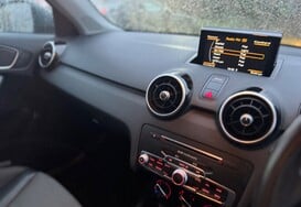 Audi A1 SPORTBACK 1.4 TFSI SPORT NAV 19