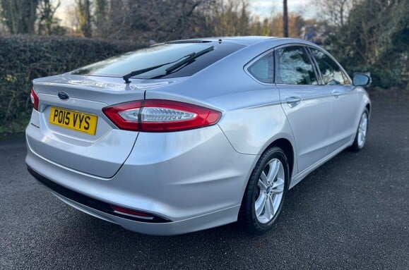 Ford Mondeo TITANIUM 2.0 TDCI £35 ROAD TAX 7