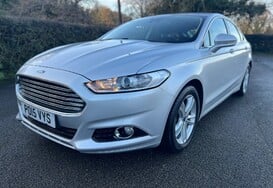 Ford Mondeo TITANIUM 2.0 TDCI £35 ROAD TAX 9