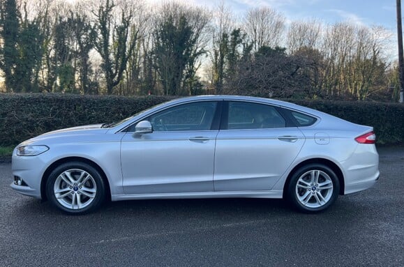 Ford Mondeo TITANIUM 2.0 TDCI £35 ROAD TAX 11