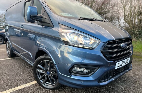 Ford Transit Custom 290 SPORT ECOBLUE PANEL VAN 1