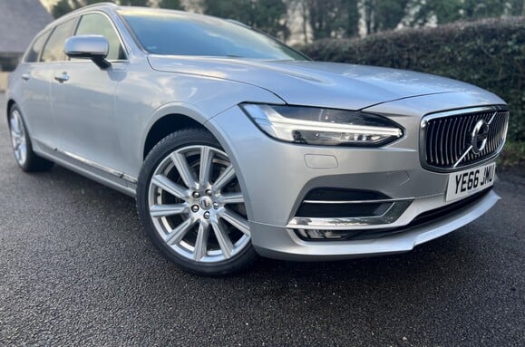 Volvo V90 D5 POWERPULSE INSCRIPTION AWD AUTO ESTATE 1