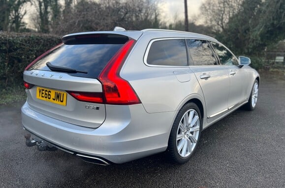 Volvo V90 D5 POWERPULSE INSCRIPTION AWD AUTO ESTATE 8