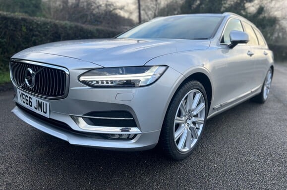 Volvo V90 D5 POWERPULSE INSCRIPTION AWD AUTO ESTATE 10