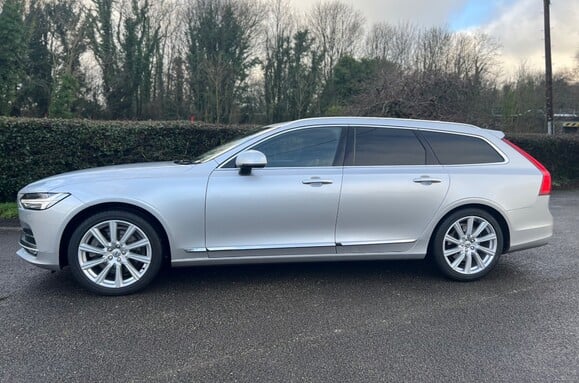 Volvo V90 D5 POWERPULSE INSCRIPTION AWD AUTO ESTATE 11