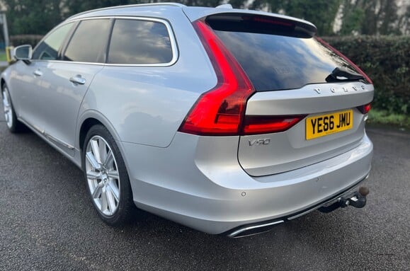 Volvo V90 D5 POWERPULSE INSCRIPTION AWD AUTO ESTATE 12