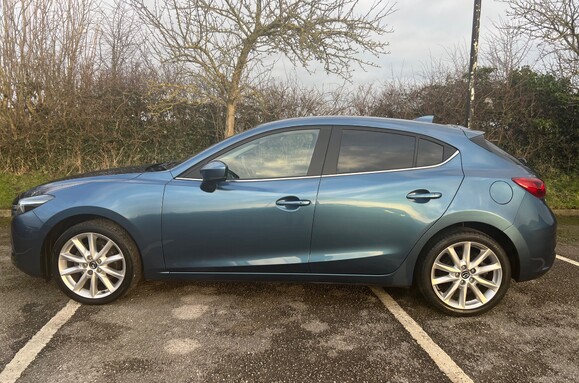 Mazda 3 MAZDA 3 2.0 SPORT NAV 9