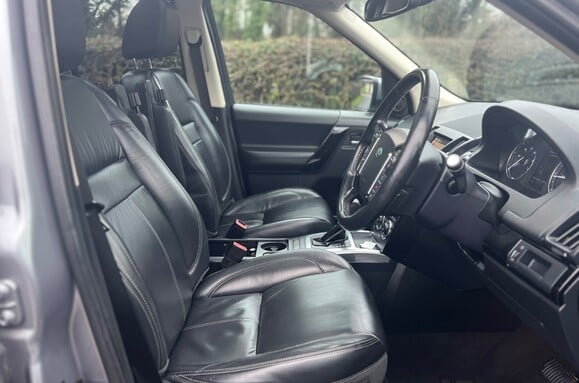 Land Rover Freelander 2.2 SD4 METROPOLIS AUTO 15