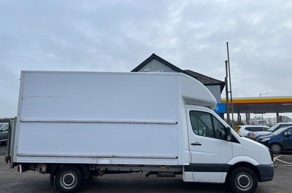 Volkswagen Crafter CR35 2.0 TDI LUTON VAN ELECTRIC TAIL LIFT 4