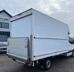 Volkswagen Crafter CR35 2.0 TDI LUTON VAN ELECTRIC TAIL LIFT 4