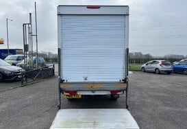 Volkswagen Crafter CR35 2.0 TDI LUTON VAN ELECTRIC TAIL LIFT 20