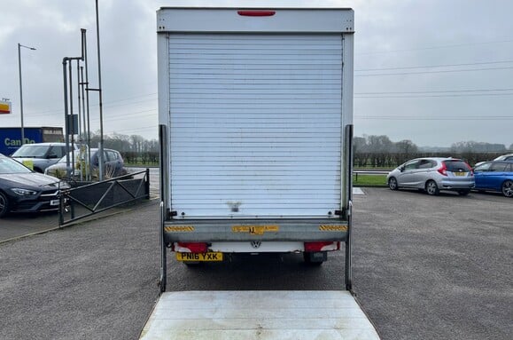 Volkswagen Crafter CR35 2.0 TDI LUTON VAN ELECTRIC TAIL LIFT 20