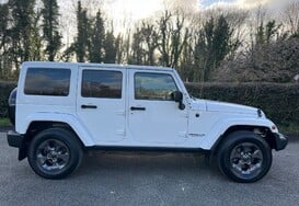 Jeep Wrangler 2.8 CRD NIGHT EAGLE UNLIMITED AUTO 6