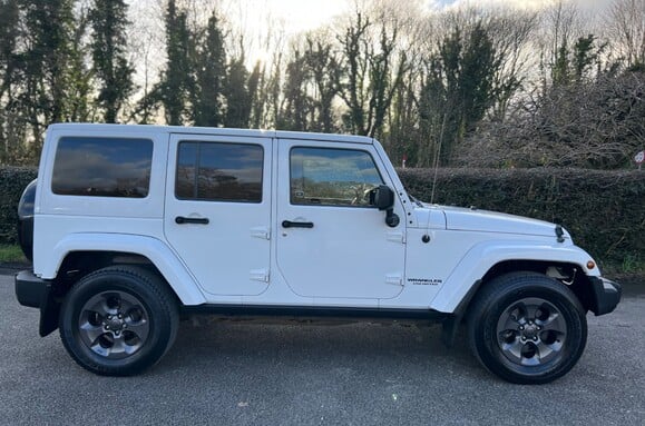 Jeep Wrangler 2.8 CRD NIGHT EAGLE UNLIMITED AUTO 6