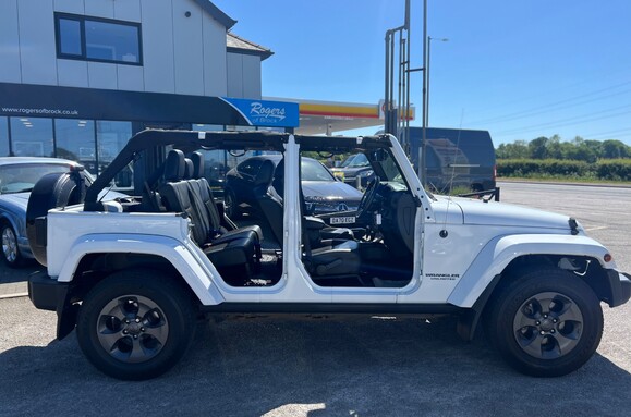 Jeep Wrangler 2.8 CRD NIGHT EAGLE UNLIMITED AUTO 1