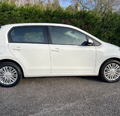 Volkswagen Up MOVE UP 1.0 5 DOOR 4