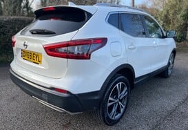 Nissan Qashqai DIG-T N-CONNECTA PAN ROOF 8