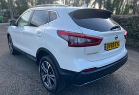 Nissan Qashqai DIG-T N-CONNECTA PAN ROOF 10