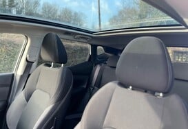 Nissan Qashqai DIG-T N-CONNECTA PAN ROOF 24