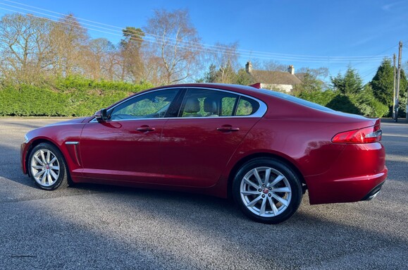 Jaguar XF 3.0D V6 PREMIUM LUXURY AUTO 11