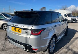 Land Rover Range Rover Sport 3.0 SDV6 AUTOBIOGRAPHY DYNAMIC 7 SEATS 2