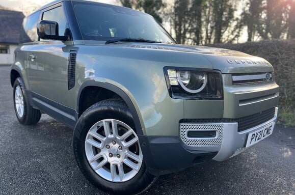 Land Rover Defender 3.0 D250 S MHEV AUTO 1