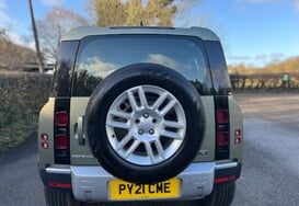 Land Rover Defender 3.0 D250 S MHEV AUTO 8