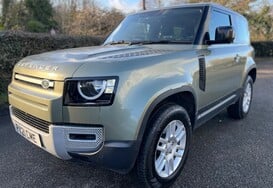 Land Rover Defender 3.0 D250 S MHEV AUTO 10