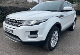 Land Rover Range Rover Evoque 2.2 SD4 PURE AUTO PANORAMIC ROOF 9