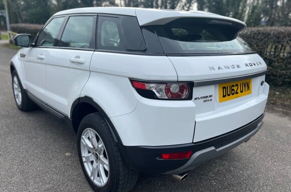 Land Rover Range Rover Evoque 2.2 SD4 PURE AUTO PANORAMIC ROOF 11