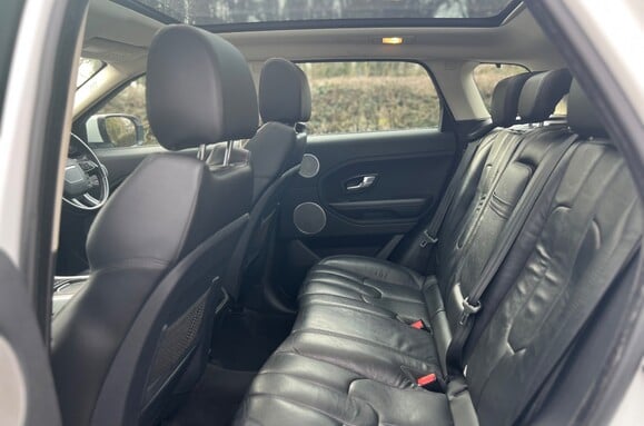 Land Rover Range Rover Evoque 2.2 SD4 PURE AUTO PANORAMIC ROOF 30