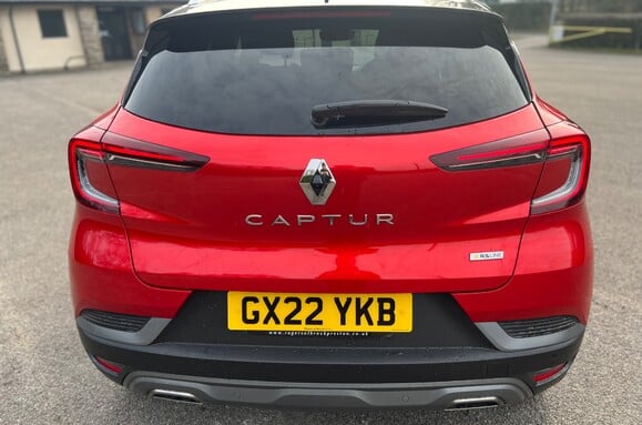 Renault Captur 1.3 RS LINE TCE 8