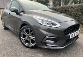 Ford Fiesta 1.0 ST-LINE 1