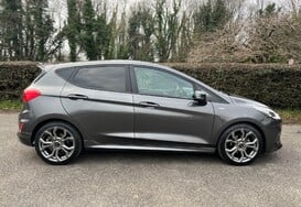 Ford Fiesta 1.0 ST-LINE 5