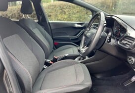 Ford Fiesta 1.0 ST-LINE 15