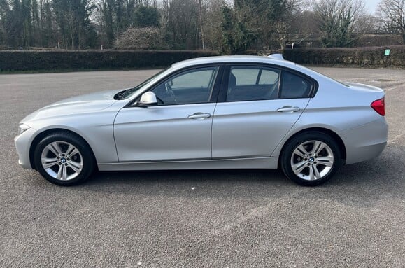 BMW 3 Series 316I SPORT 10