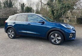 Kia Niro 1.6 GDi HYBRID 2 AUTO 3