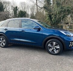 Kia Niro 1.6 GDi HYBRID 2 AUTO 2