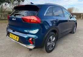 Kia Niro 1.6 GDi HYBRID 2 AUTO 7