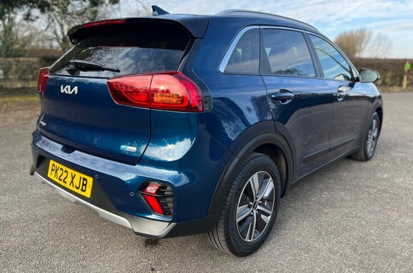 Kia Niro 1.6 GDi HYBRID 2 AUTO 7