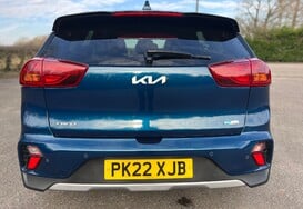 Kia Niro 1.6 GDi HYBRID 2 AUTO 9