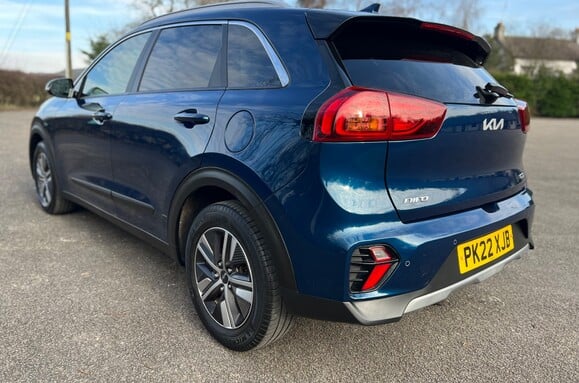 Kia Niro 1.6 GDi HYBRID 2 AUTO 10