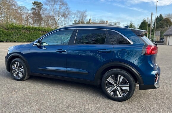 Kia Niro 1.6 GDi HYBRID 2 AUTO 11