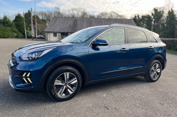 Kia Niro 1.6 GDi HYBRID 2 AUTO 12